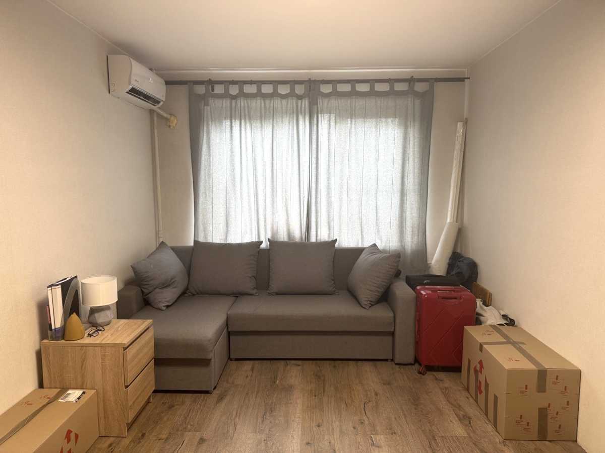 Продажа 1-комнатной квартиры 35 м², Оболонская пл., 5