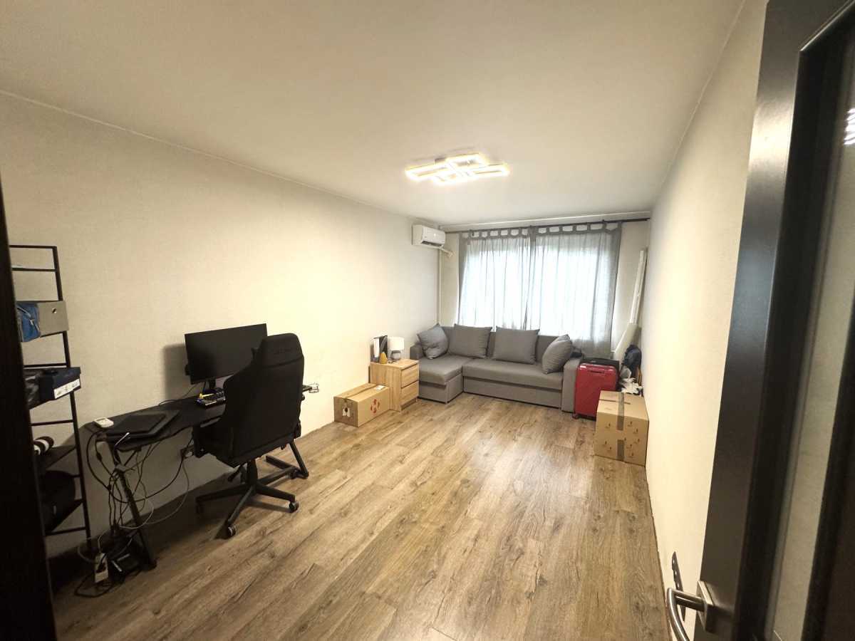Продажа 1-комнатной квартиры 35 м², Оболонская пл., 5