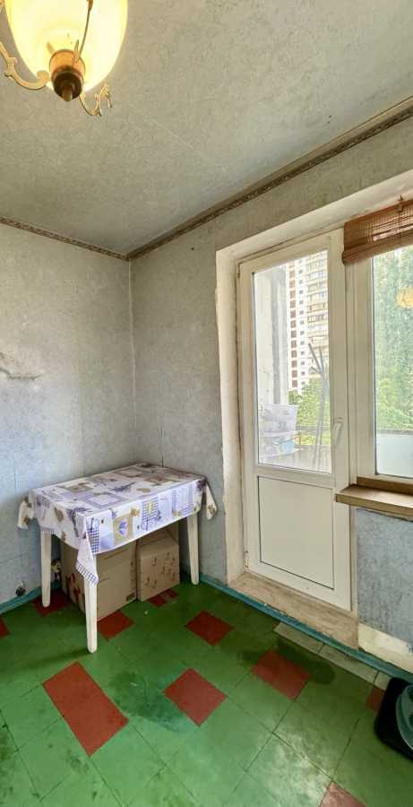 Продажа 1-комнатной квартиры 35 м², Оболонская пл., 5