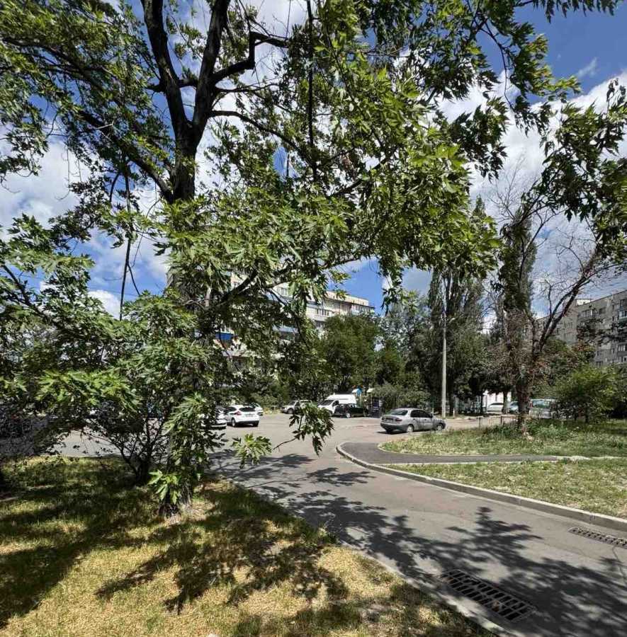 Продажа 1-комнатной квартиры 35 м², Оболонская пл., 5