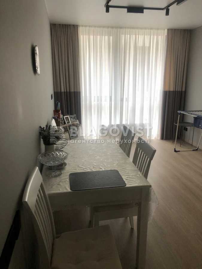 Продаж 1-кімнатної квартири 48 м², Причальна вул., 14