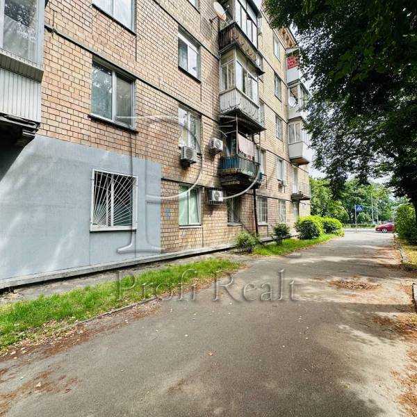 Продаж 2-кімнатної квартири 50 м², Адама Міцкевича вул., 9