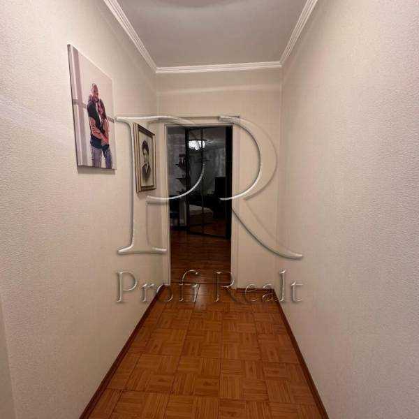 Продаж 2-кімнатної квартири 58 м², Новаторів вул., 22В