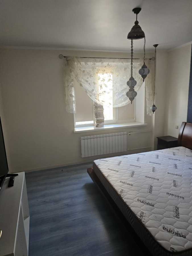 Продажа 3-комнатной квартиры 98 м², Николая Бажана просп., 24/1