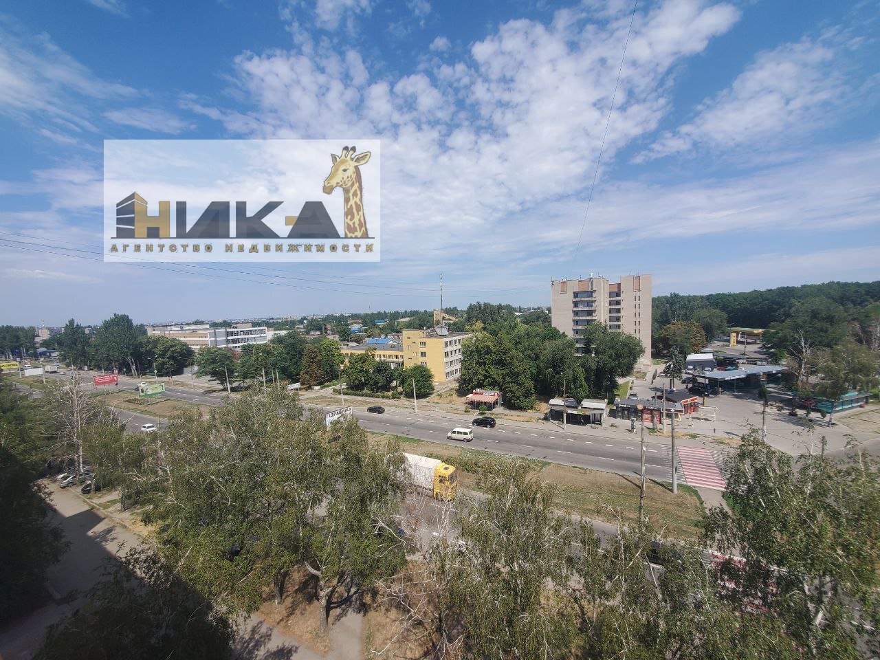 Продажа 3-комнатной квартиры 61 м², Космическая ул.