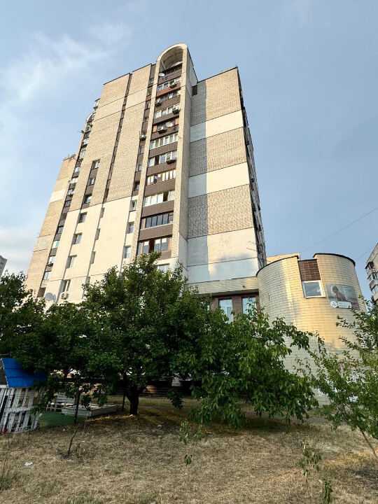 Продаж 3-кімнатної квартири 73 м², Митрополита Андрея Шептицького вул., 3Г