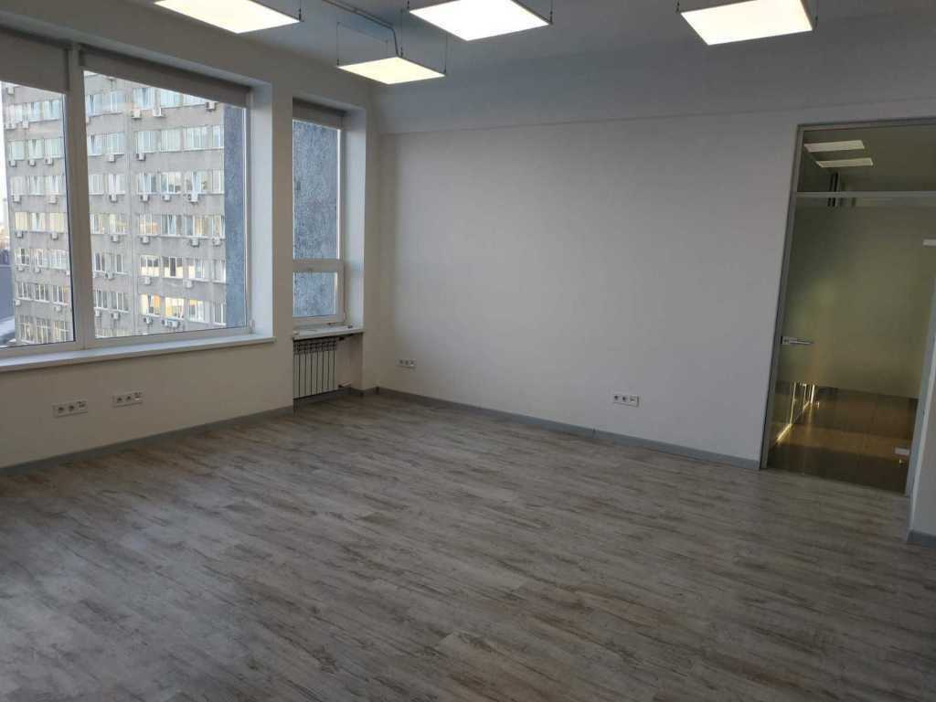 Аренда офиса 53 м², Евгения Сверстюка ул., 11Б