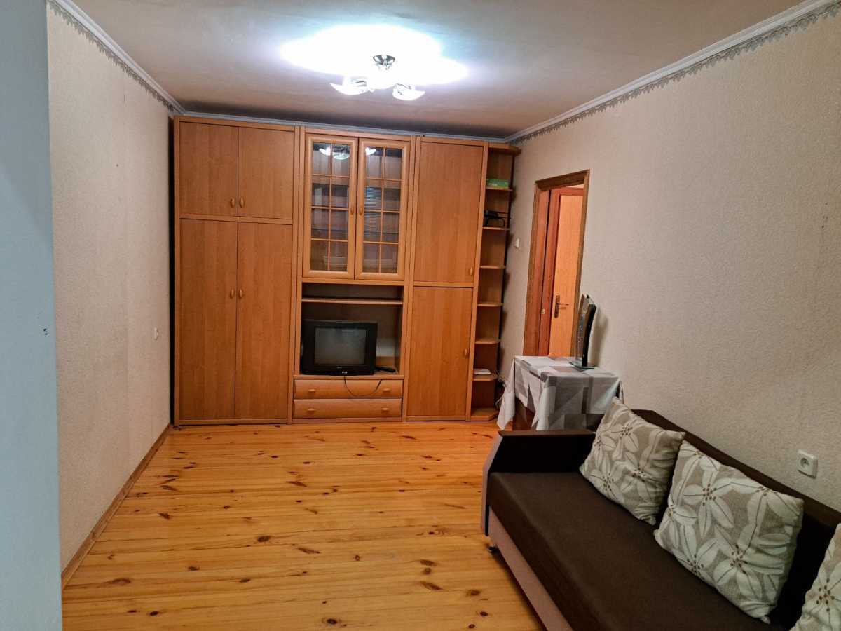 Оренда 1-кімнатної квартири 30 м², Григорія Андрющенка вул., 4Б
