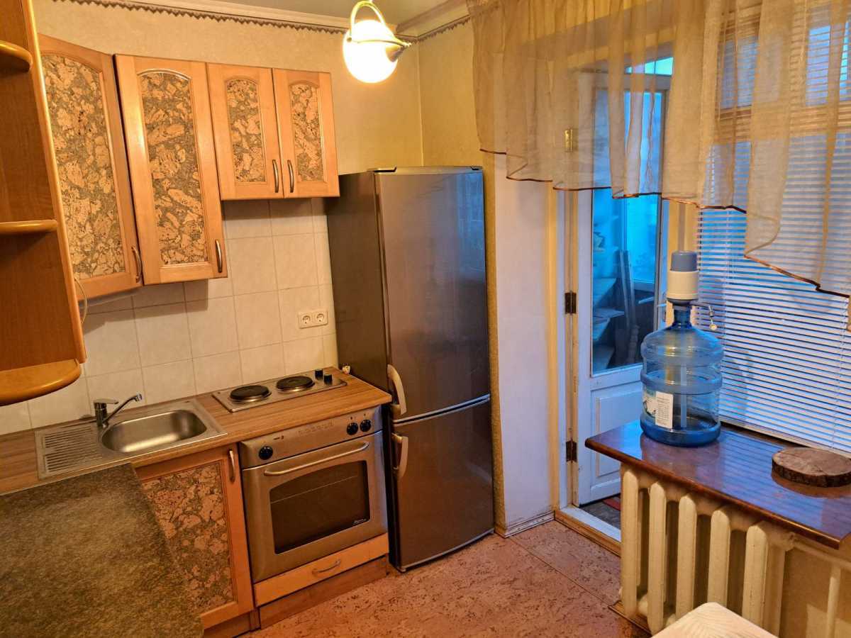 Оренда 1-кімнатної квартири 30 м², Григорія Андрющенка вул., 4Б