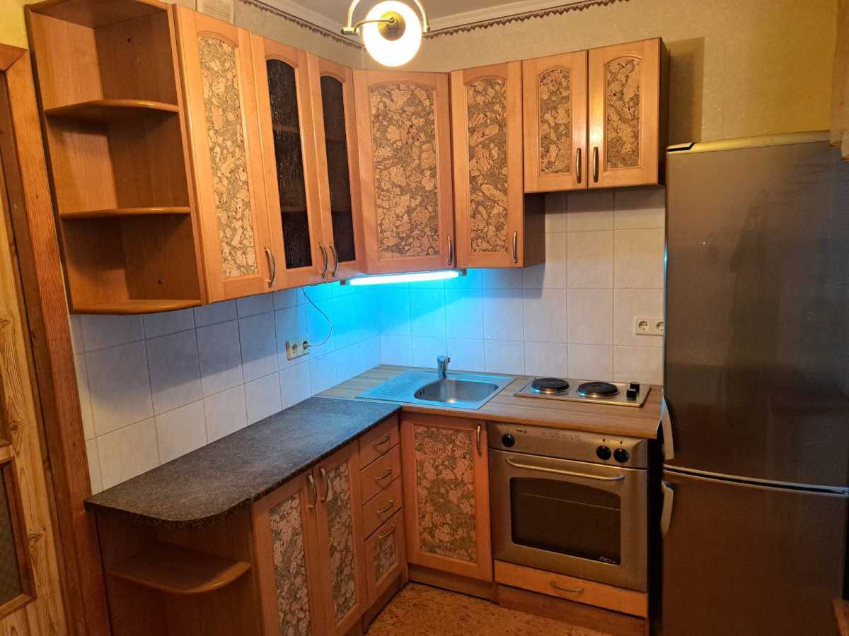 Оренда 1-кімнатної квартири 30 м², Григорія Андрющенка вул., 4Б