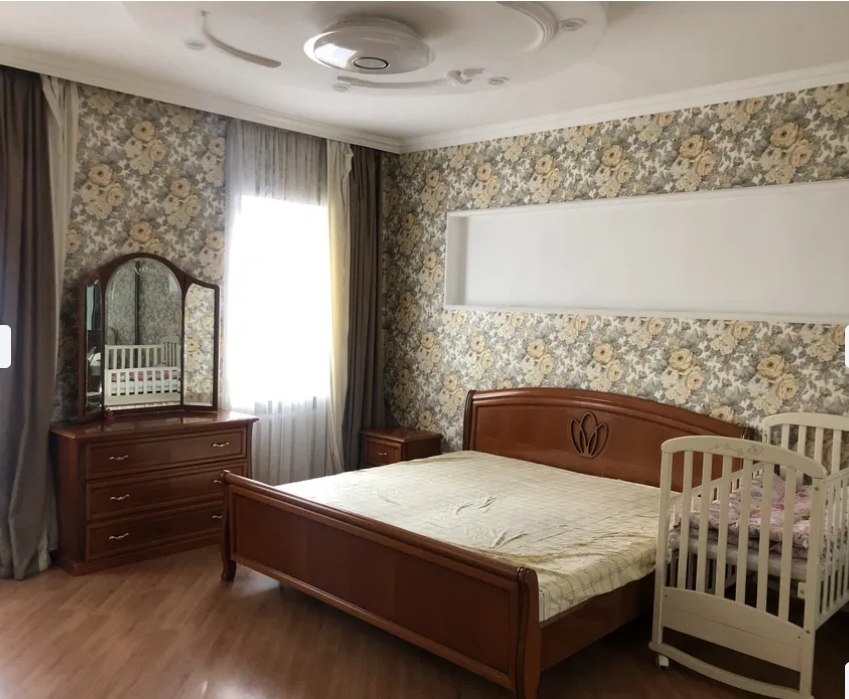 Аренда дома 230 м², Рассвета ул.