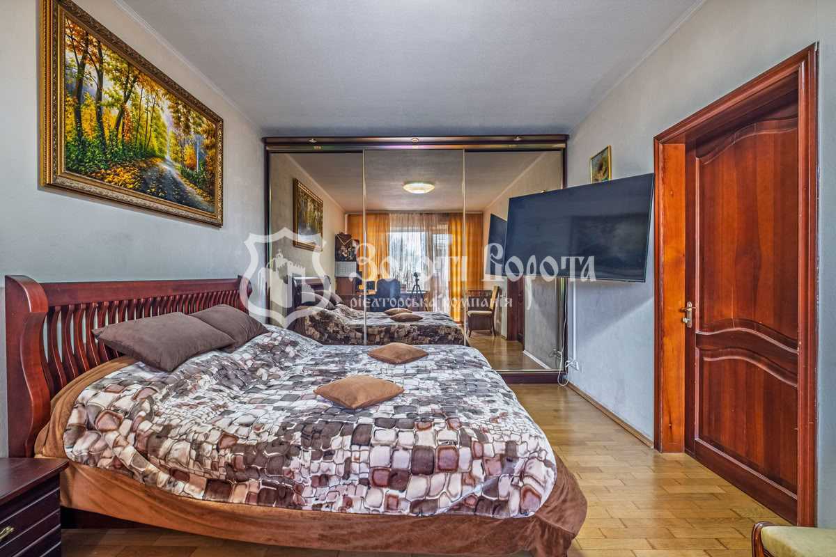 Продажа 2-комнатной квартиры 81.4 м², Северная ул., 6