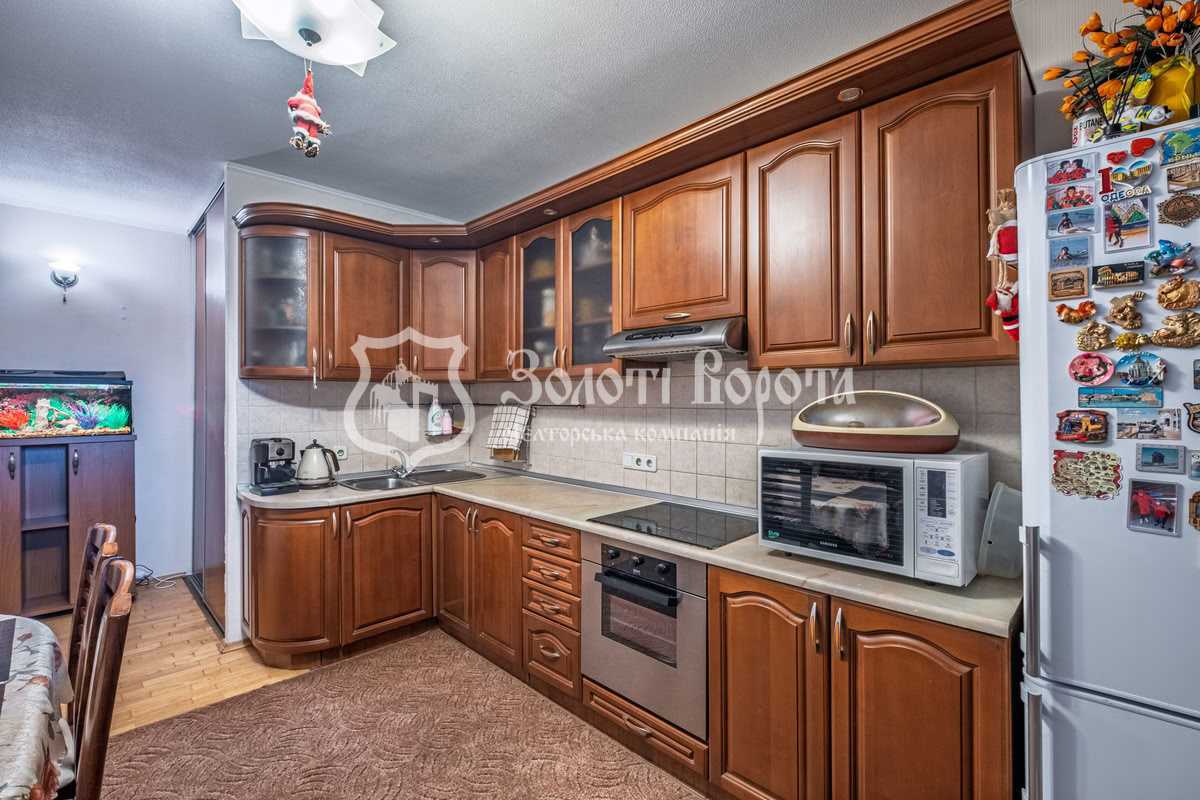 Продажа 2-комнатной квартиры 81.4 м², Северная ул., 6