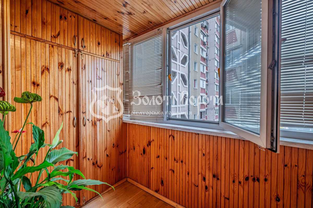 Продажа 2-комнатной квартиры 81.4 м², Северная ул., 6