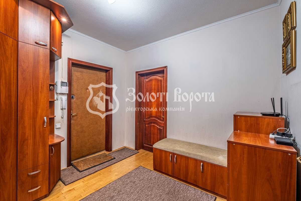 Продажа 2-комнатной квартиры 81.4 м², Северная ул., 6