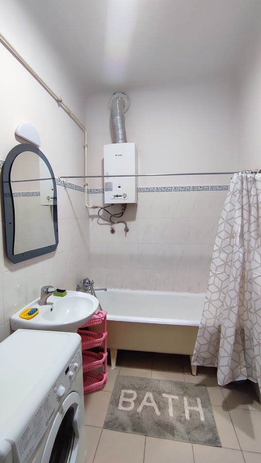 Оренда 1-кімнатної квартири 40 м², Мартиросяна вул., 11