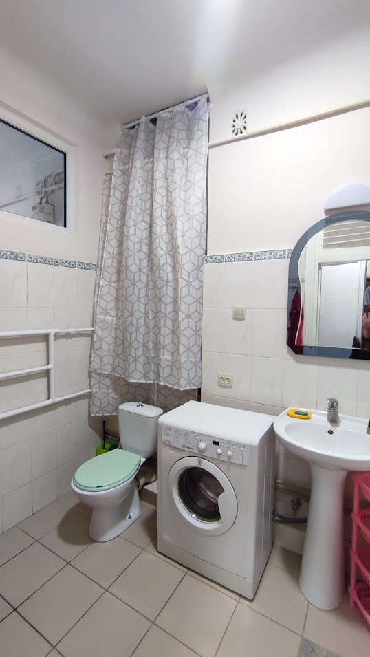 Оренда 1-кімнатної квартири 40 м², Мартиросяна вул., 11