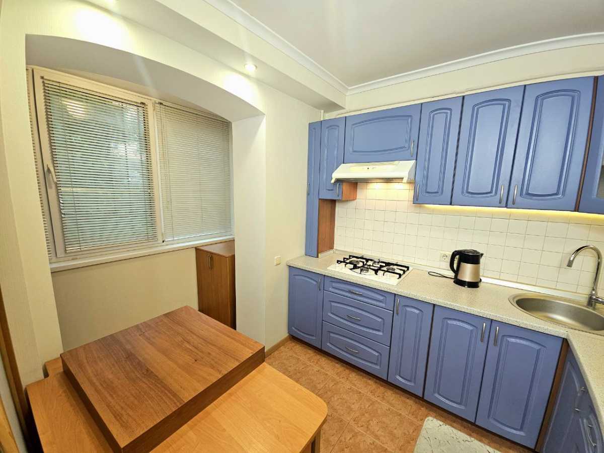 Аренда 2-комнатной квартиры 51 м², Виктора Ярмолы ул., 28-32