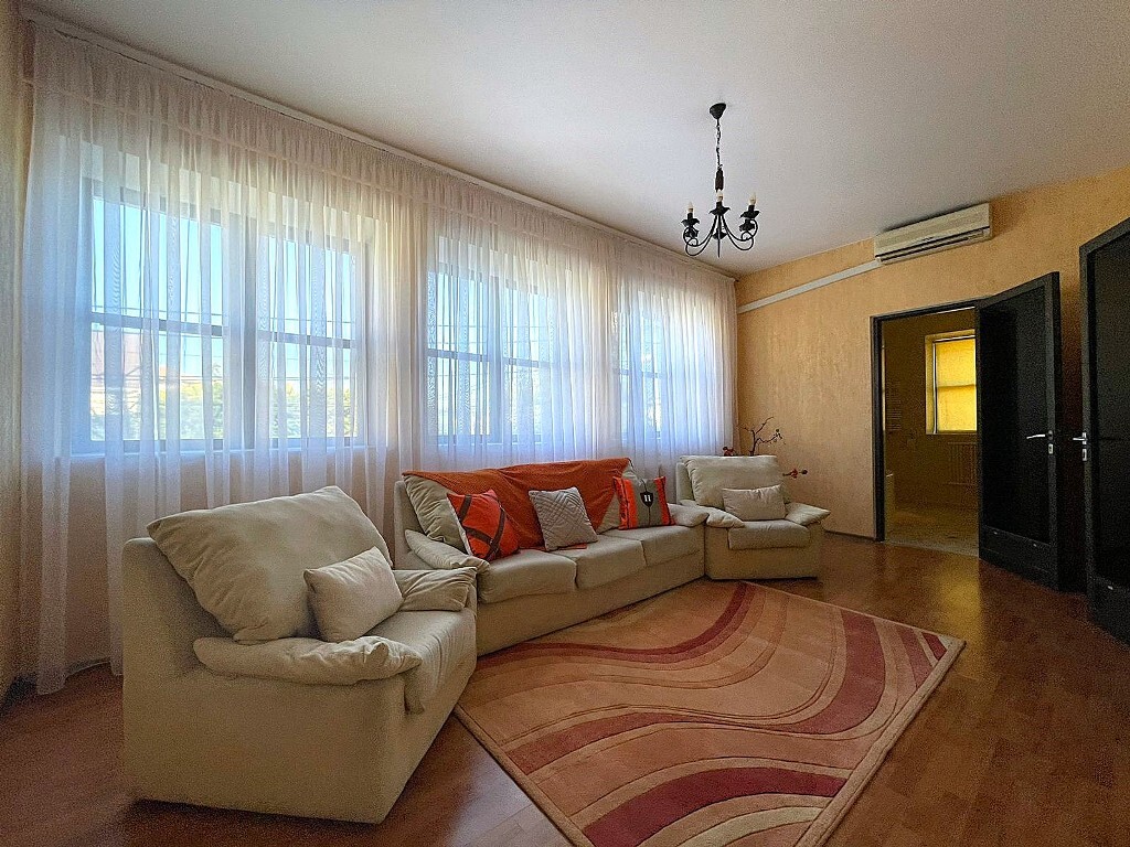 Продажа дома 272 м², Гаршина ул., 8