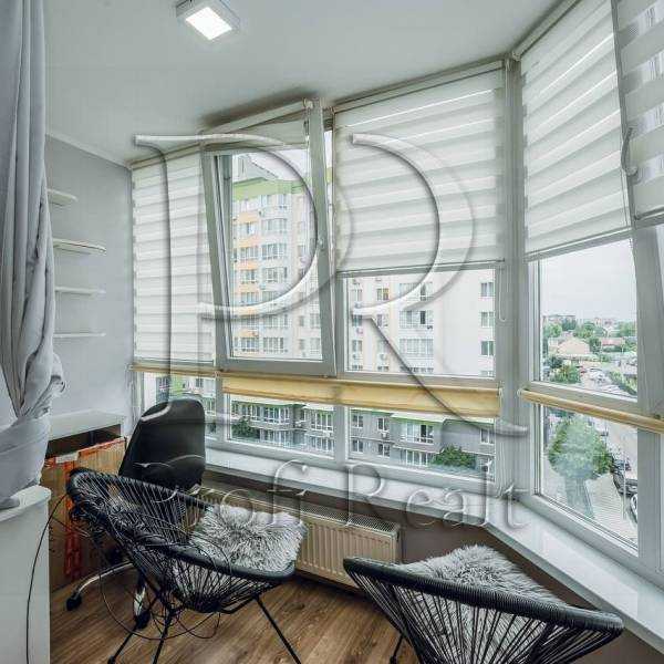 Продаж 2-кімнатної квартири 65 м², Європейська вул., 2Г
