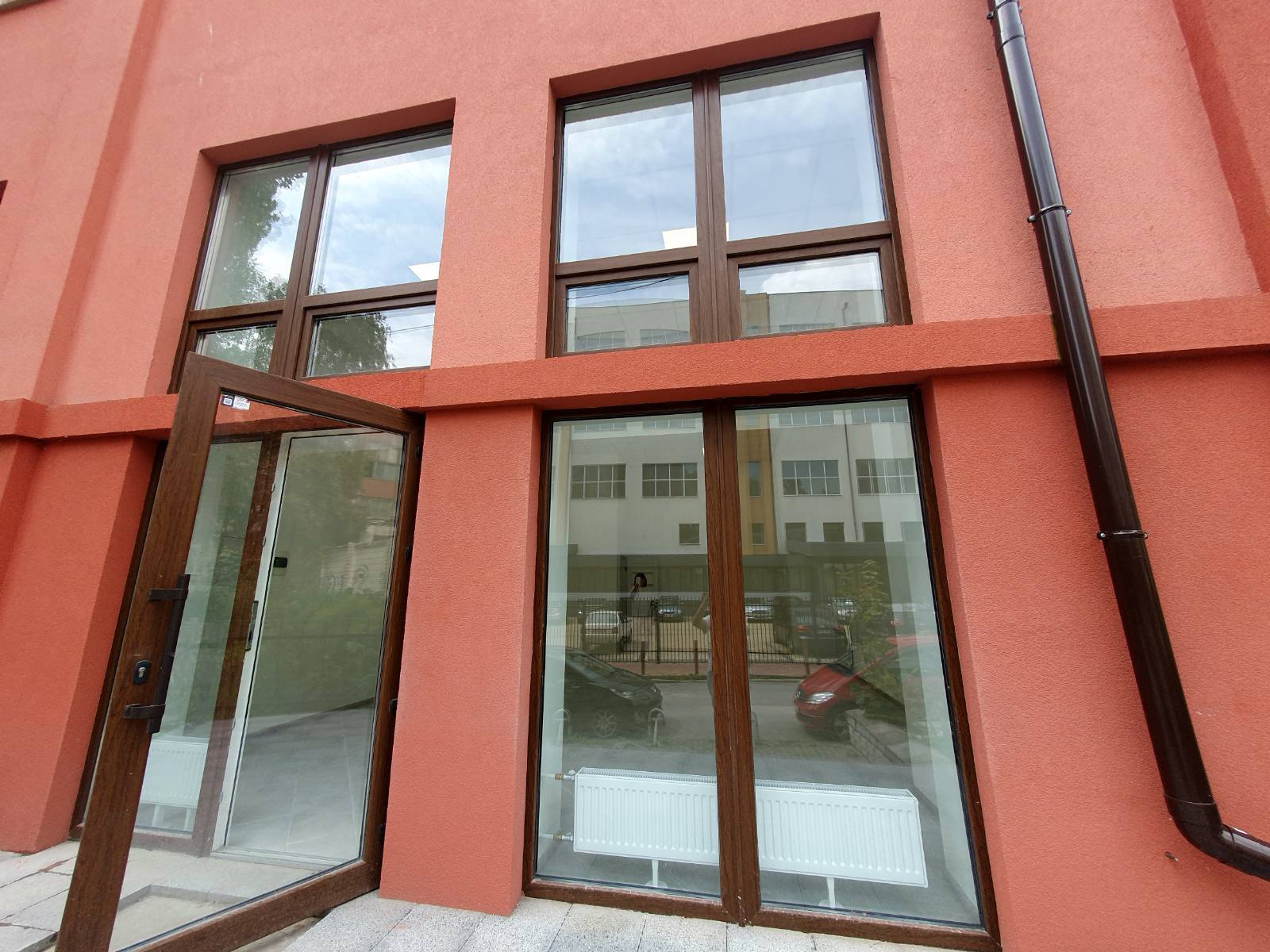 Оренда торговельного приміщення 100 м², Глибочицька вул.