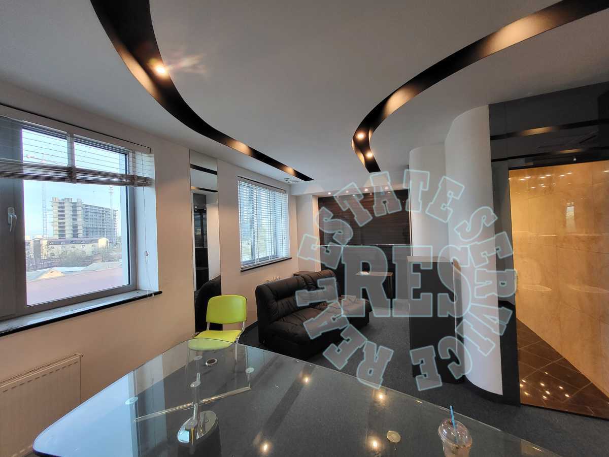 Аренда офиса 267.8 м², Дегтяревская ул.