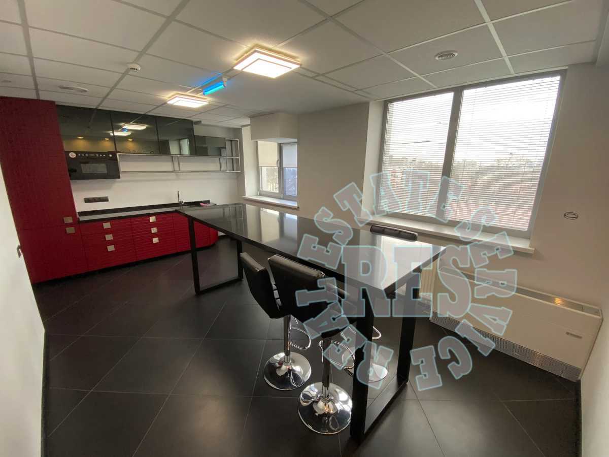 Аренда офиса 267.8 м², Дегтяревская ул.