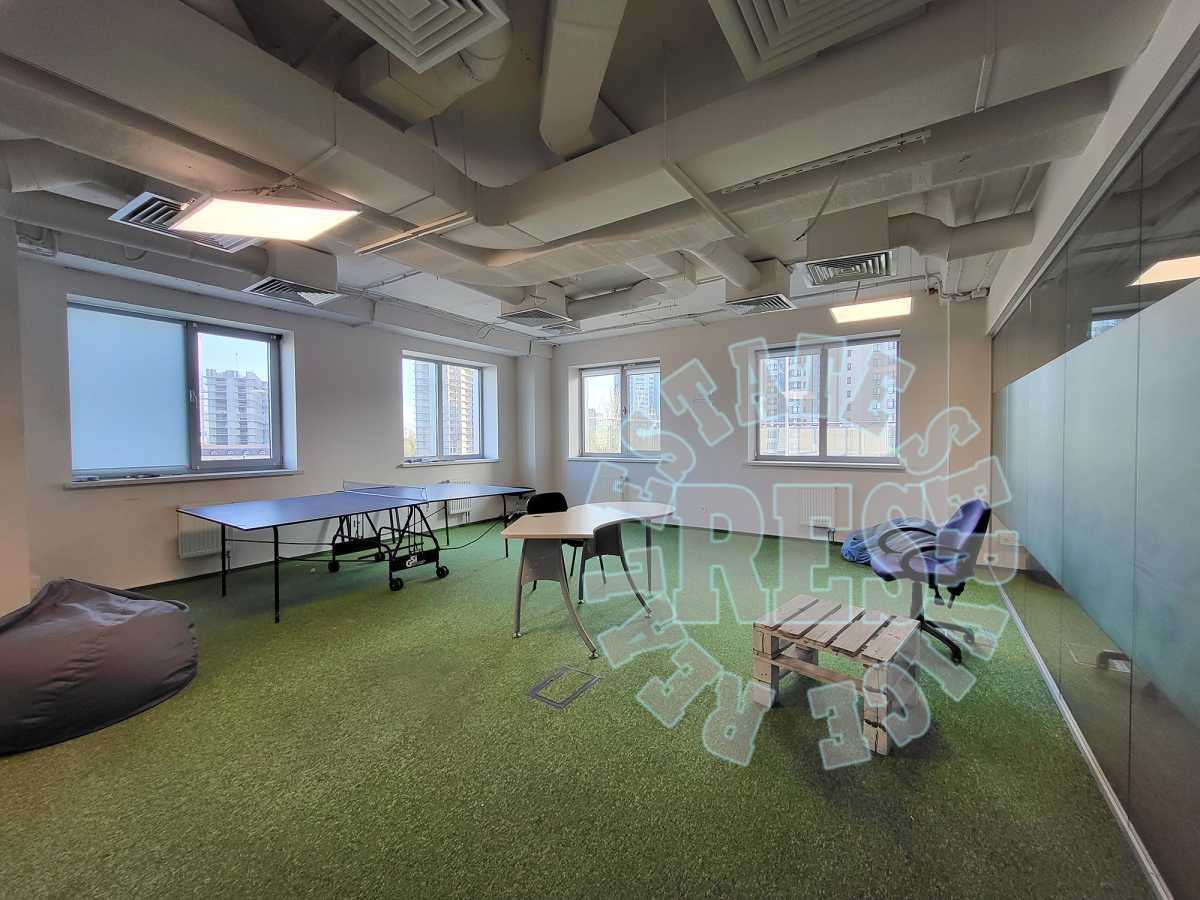 Аренда офиса 600 м², Дегтяревская ул.