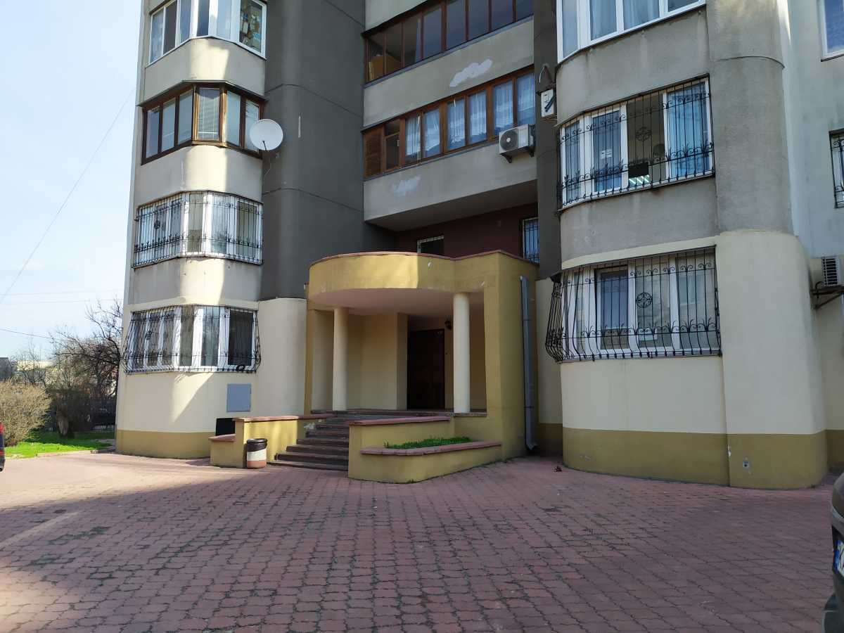 Оренда офісу 74 м², Георгія Тороповського вул., 37