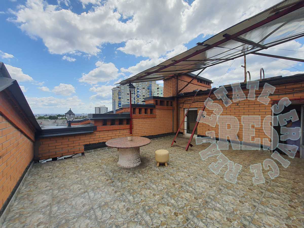 Оренда 3-кімнатної квартири 165 м², Панаса Мирного вул., 8