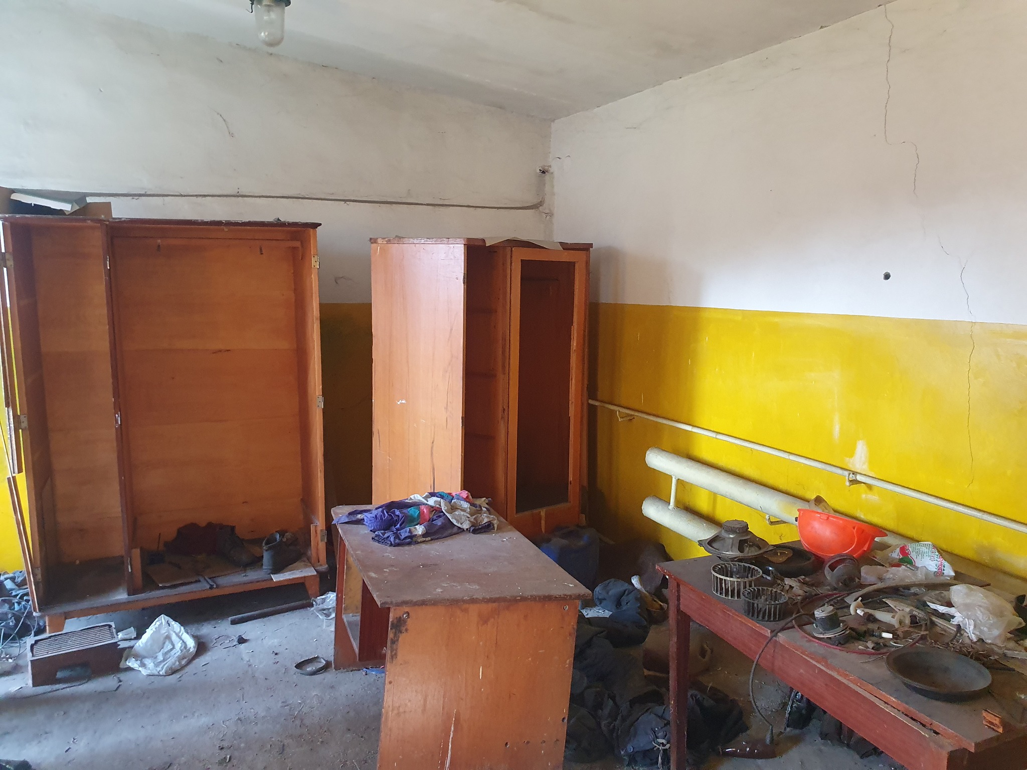 Продаж комерції 1052.7 м², Колеусівська, буд. 1