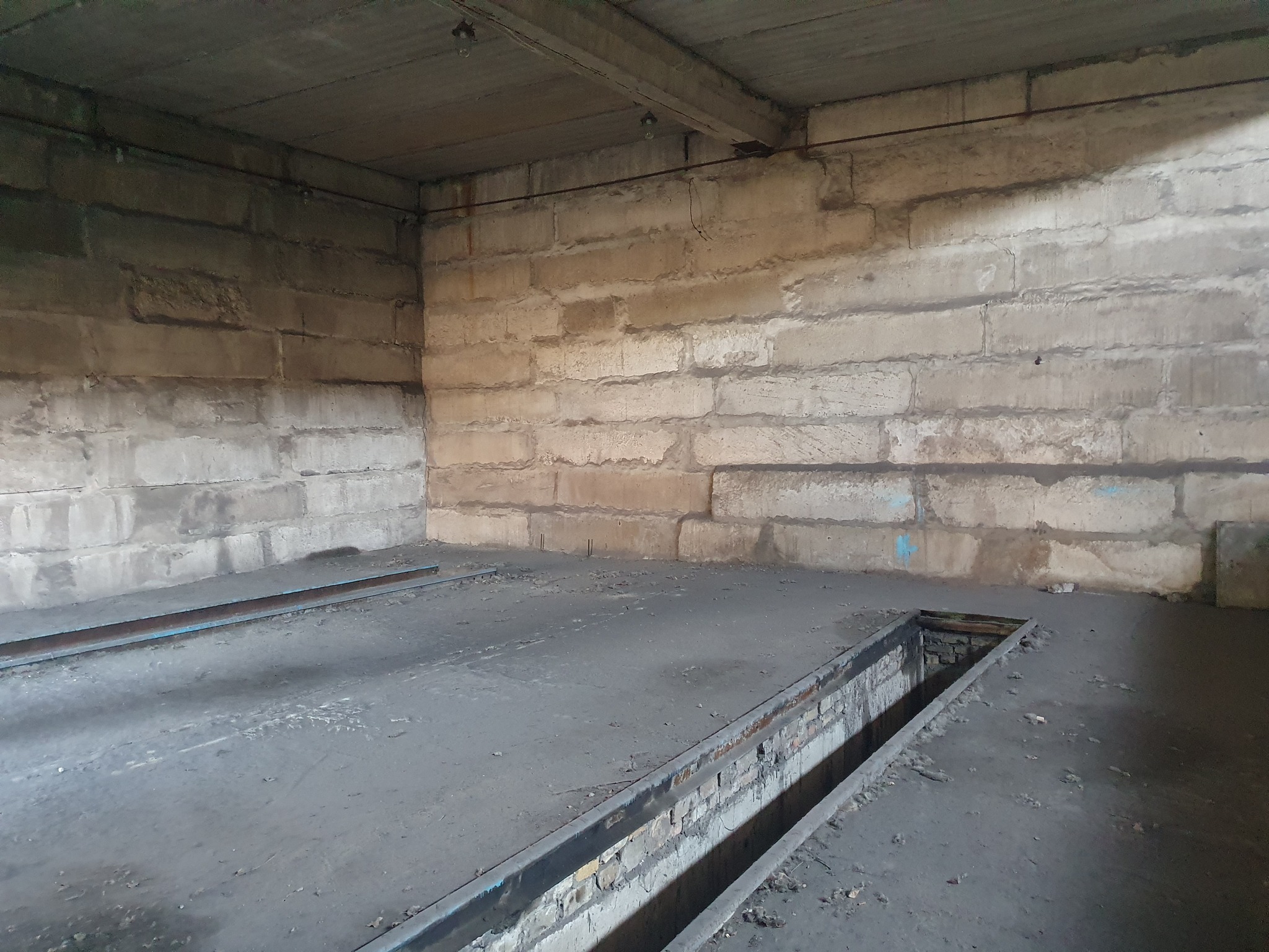 Продаж комерції 1052.7 м², Колеусівська, буд. 1