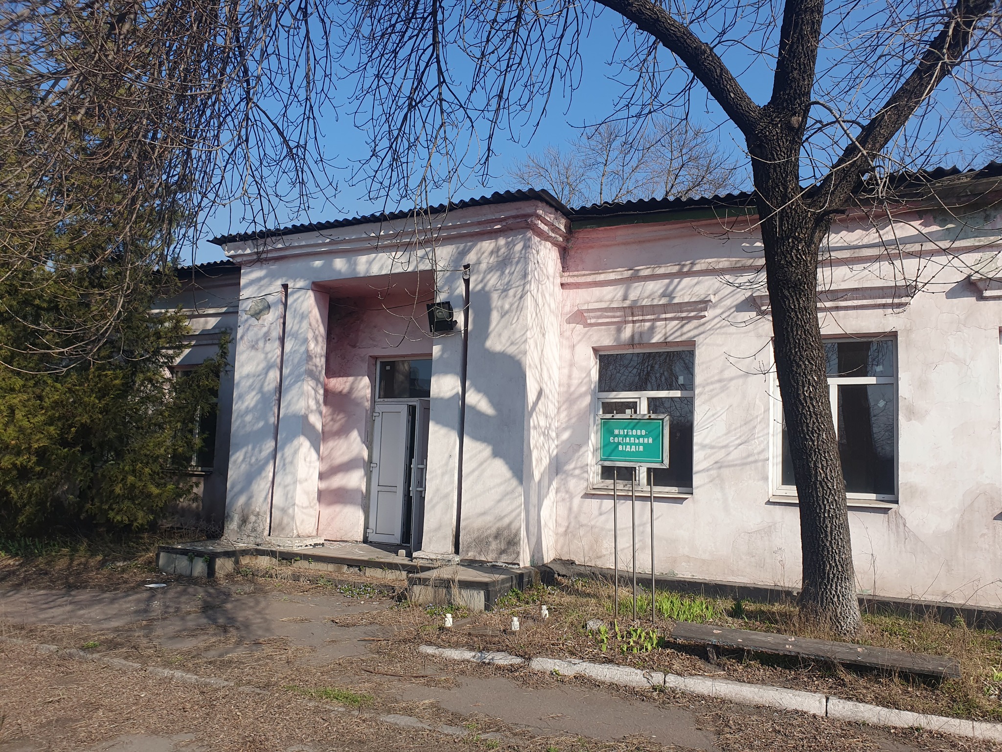 Продаж комерції 1052.7 м², Колеусівська, буд. 1