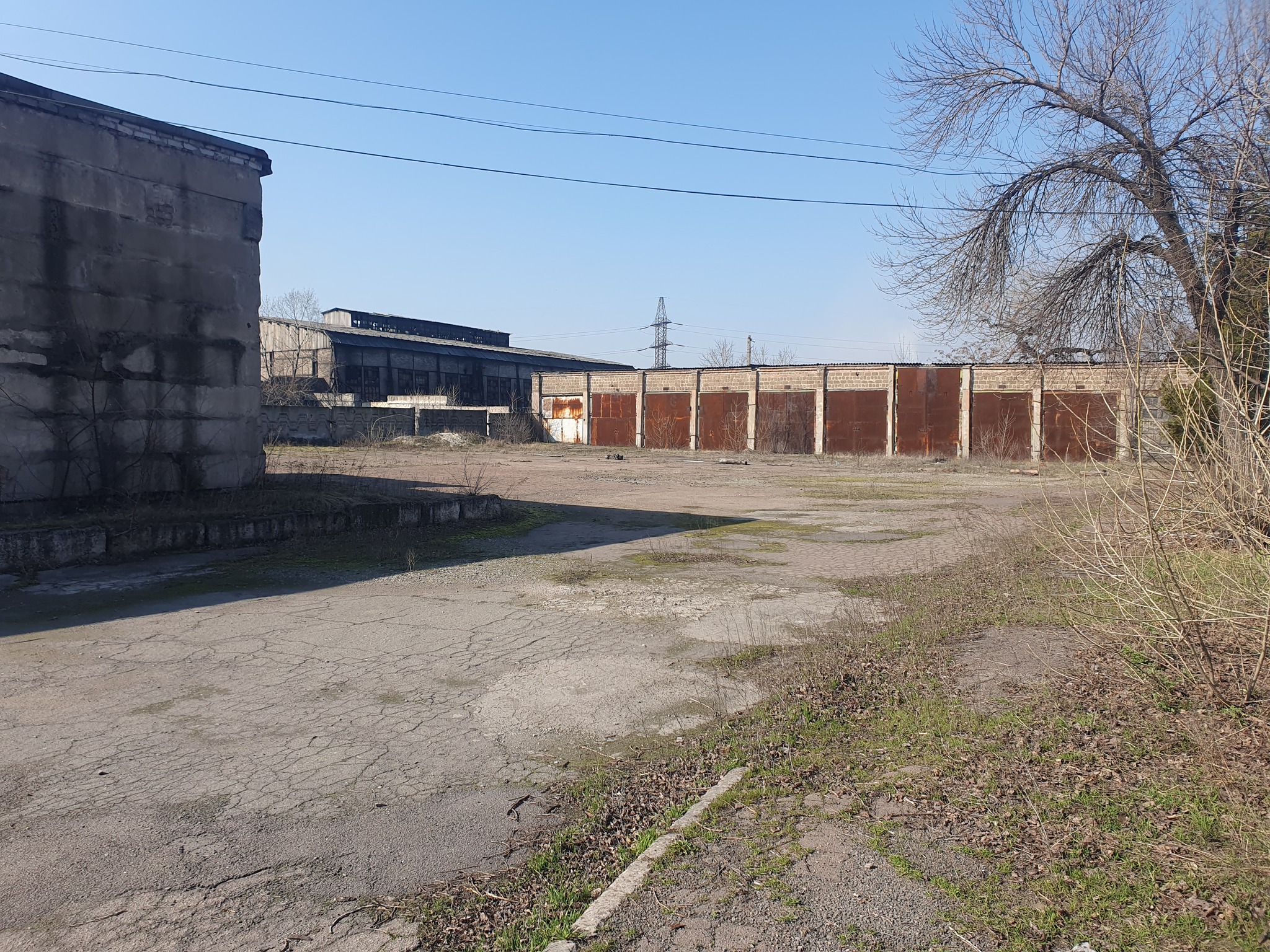 Продаж комерції 1052.7 м², Колеусівська, буд. 1