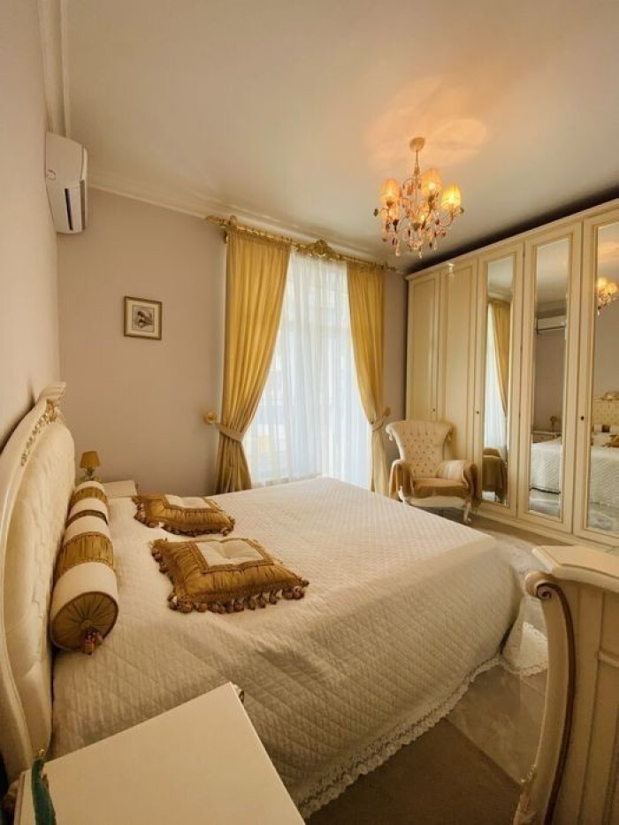 Продаж 2-кімнатної квартири 53.6 м², Лесі Українки бул., 7В