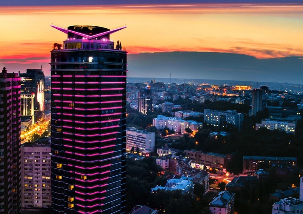 Продаж 2-кімнатної квартири 53.6 м², Лесі Українки бул., 7В
