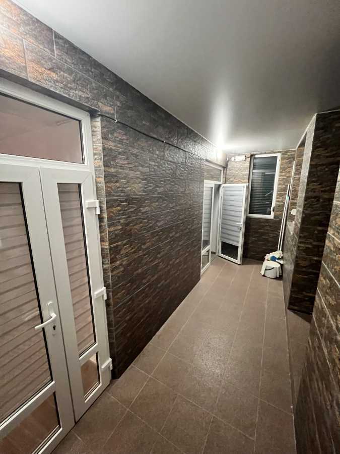 Продаж 5-кімнатної квартири 150 м², Лісова вул., 2П