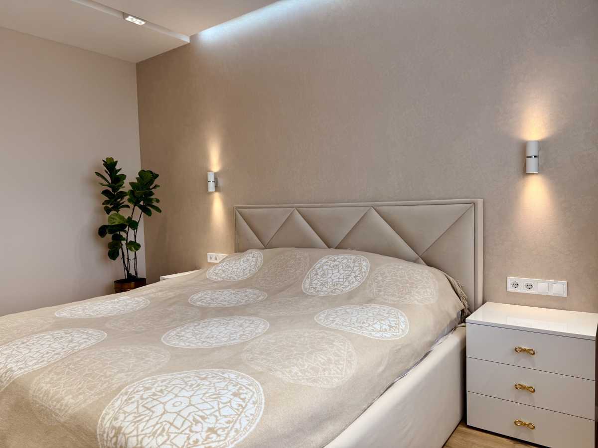Продажа 2-комнатной квартиры 74 м², Канатная ул., 122Б