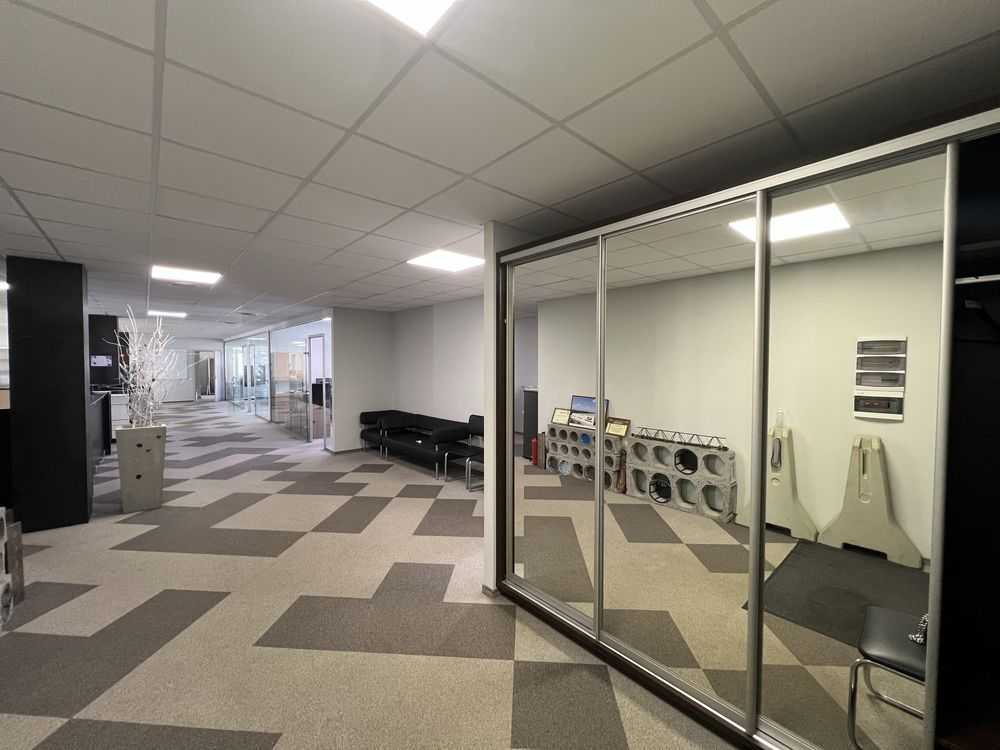 Оренда офісу 263.7 м², Глибочицька вул., 40