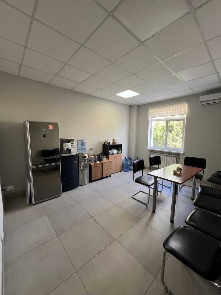 Оренда офісу 263.7 м², Глибочицька вул., 40