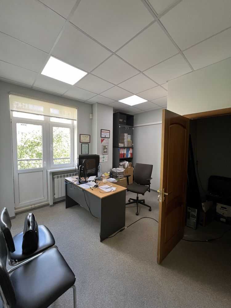 Оренда офісу 263.7 м², Глибочицька вул., 40