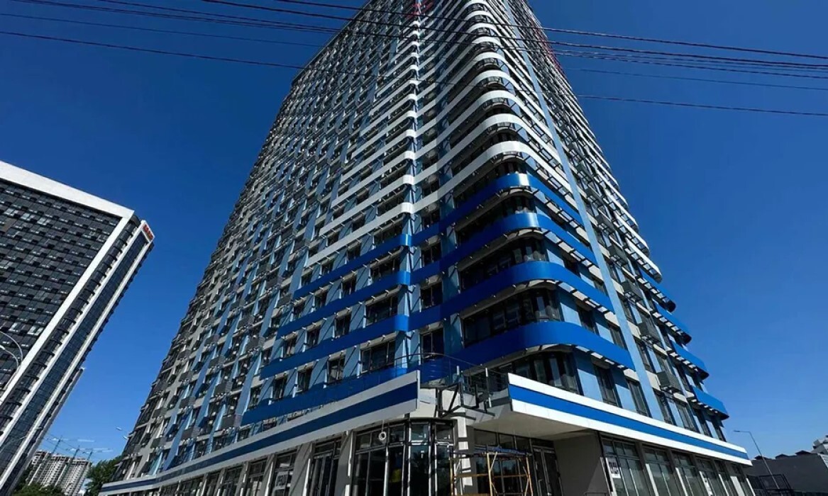 Продаж смарт квартири 31.4 м², Дніпровська наб., 17