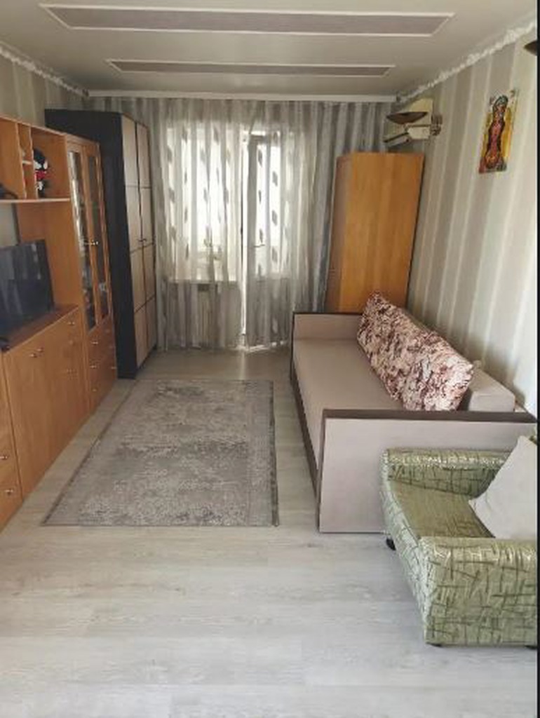 Продаж 1-кімнатної квартири 38 м², Слобожанський просп., 79