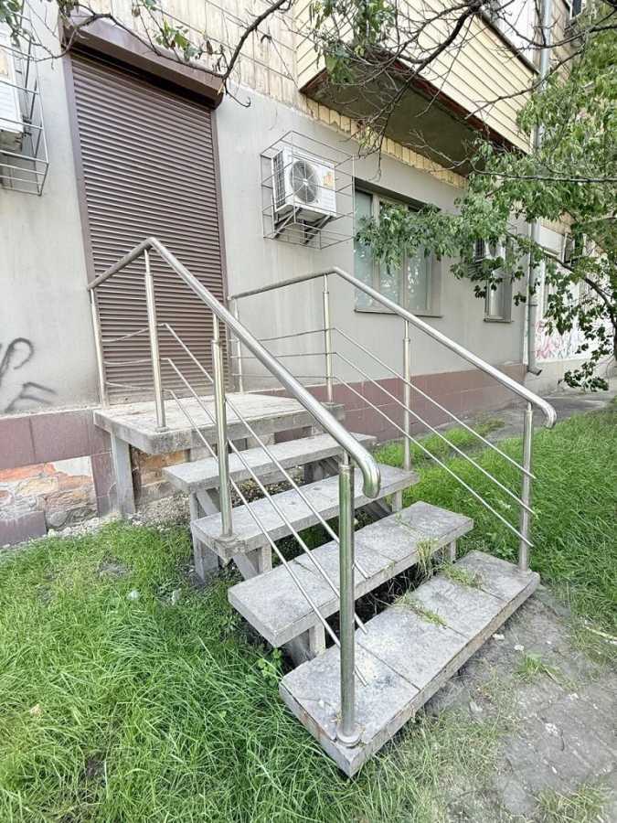 Оренда іншого торгівельного приміщення 44 м², Соборності просп., 7