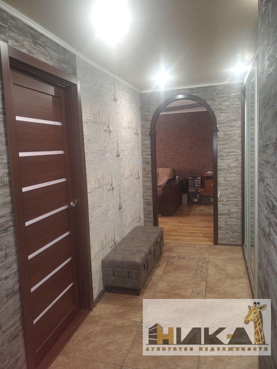 Продажа 3-комнатной квартиры 68 м², Глазунова ул.