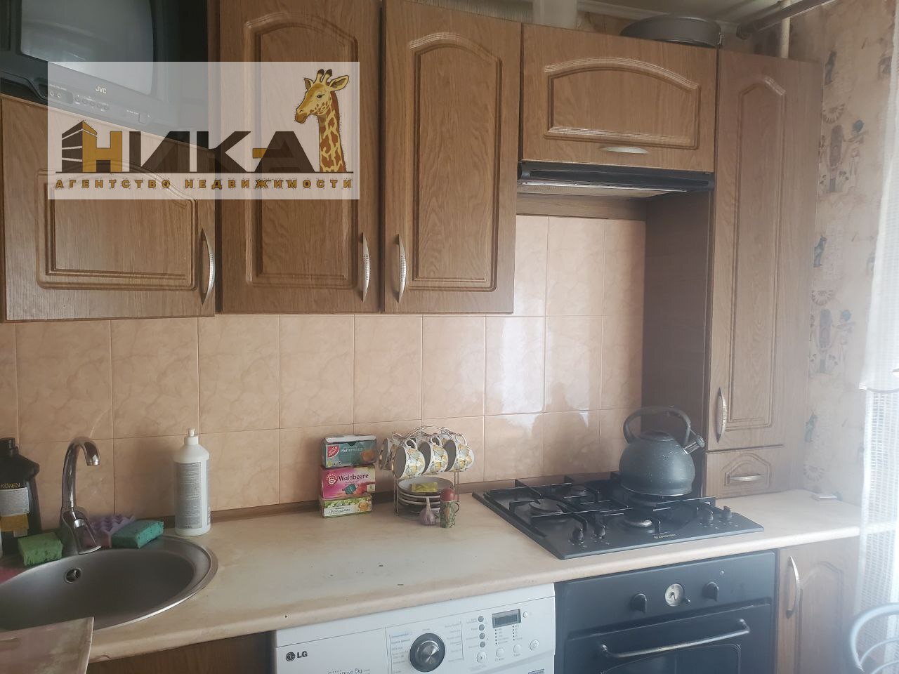 Продажа 3-комнатной квартиры 68 м², Глазунова ул.