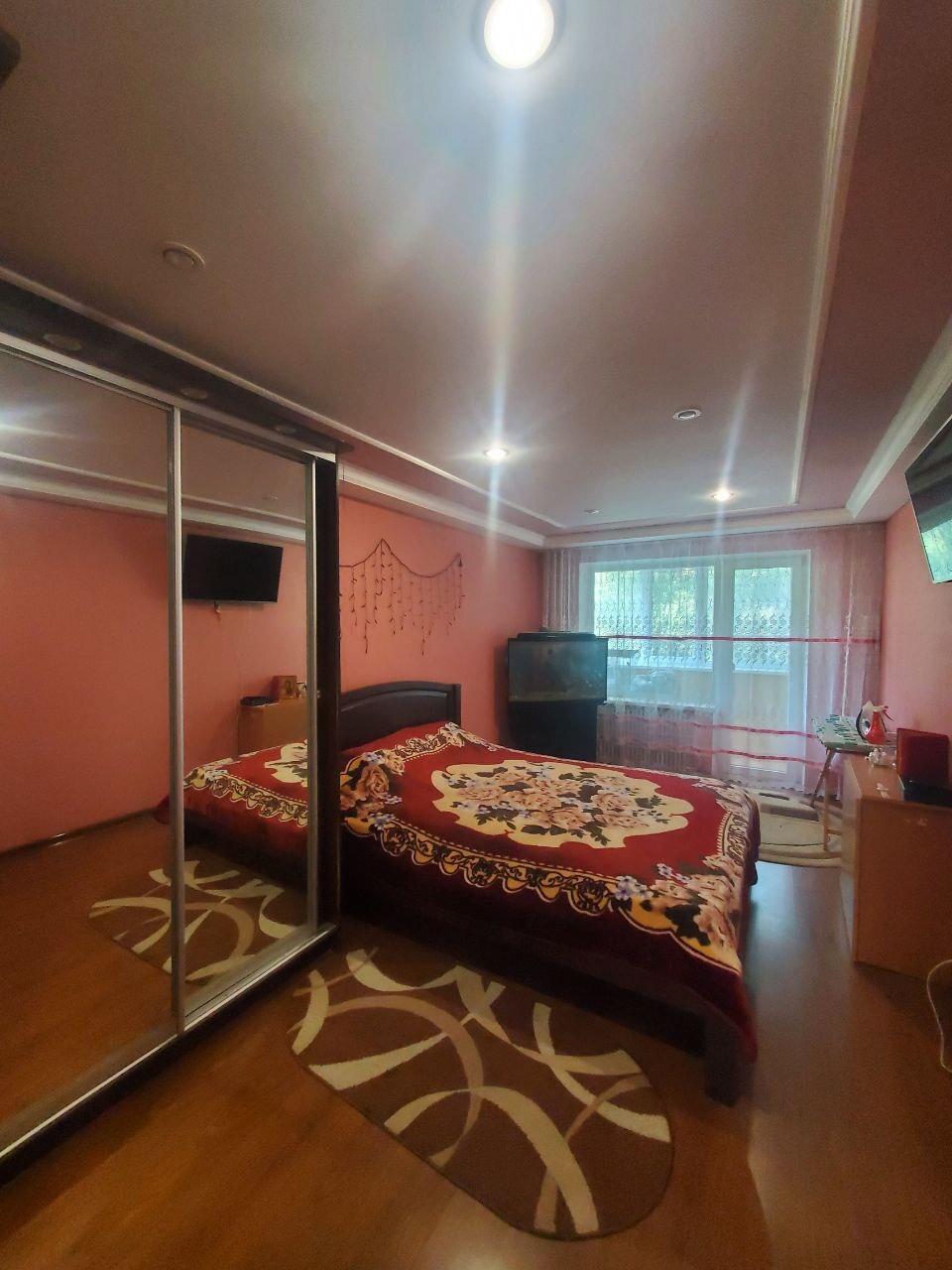 Продажа 3-комнатной квартиры 68 м², Глазунова ул.