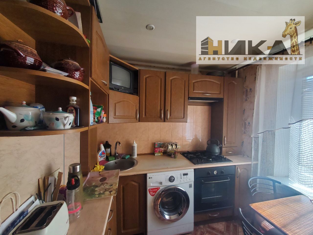 Продажа 3-комнатной квартиры 68 м², Глазунова ул.