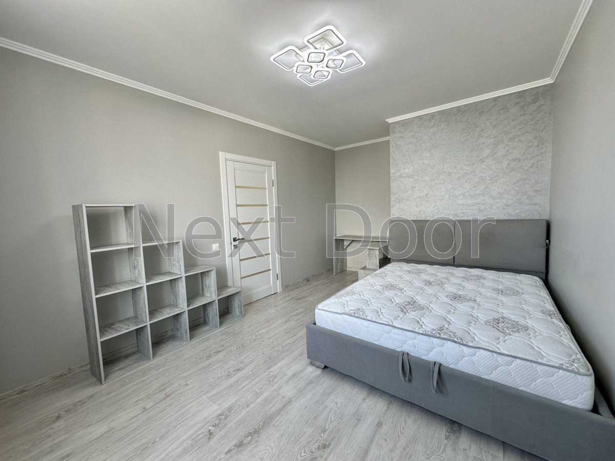 Продаж 1-кімнатної квартири 43.3 м², Оболонський просп., 1 К1