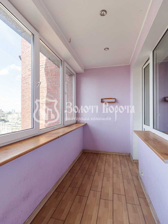 Продажа 3-комнатной квартиры 118 м², Анны Ахматовой ул., 13Д